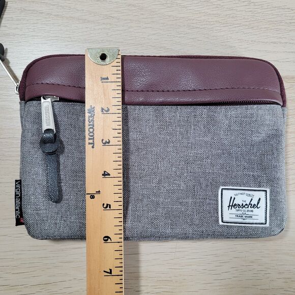 Herschel Supply Make Up Bag Virgin Atlantic Toiletry Cosmetic Zip Pouch Gray - Picture 7 of 8